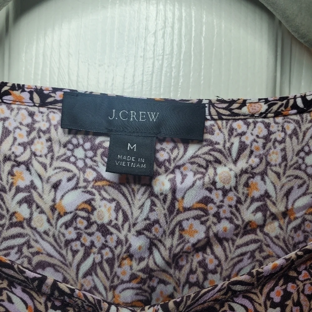 JCREW- PUFF-SLEEVE SATIN-BACK CREPE TOP IN FLORAL FLOURISH - Size M